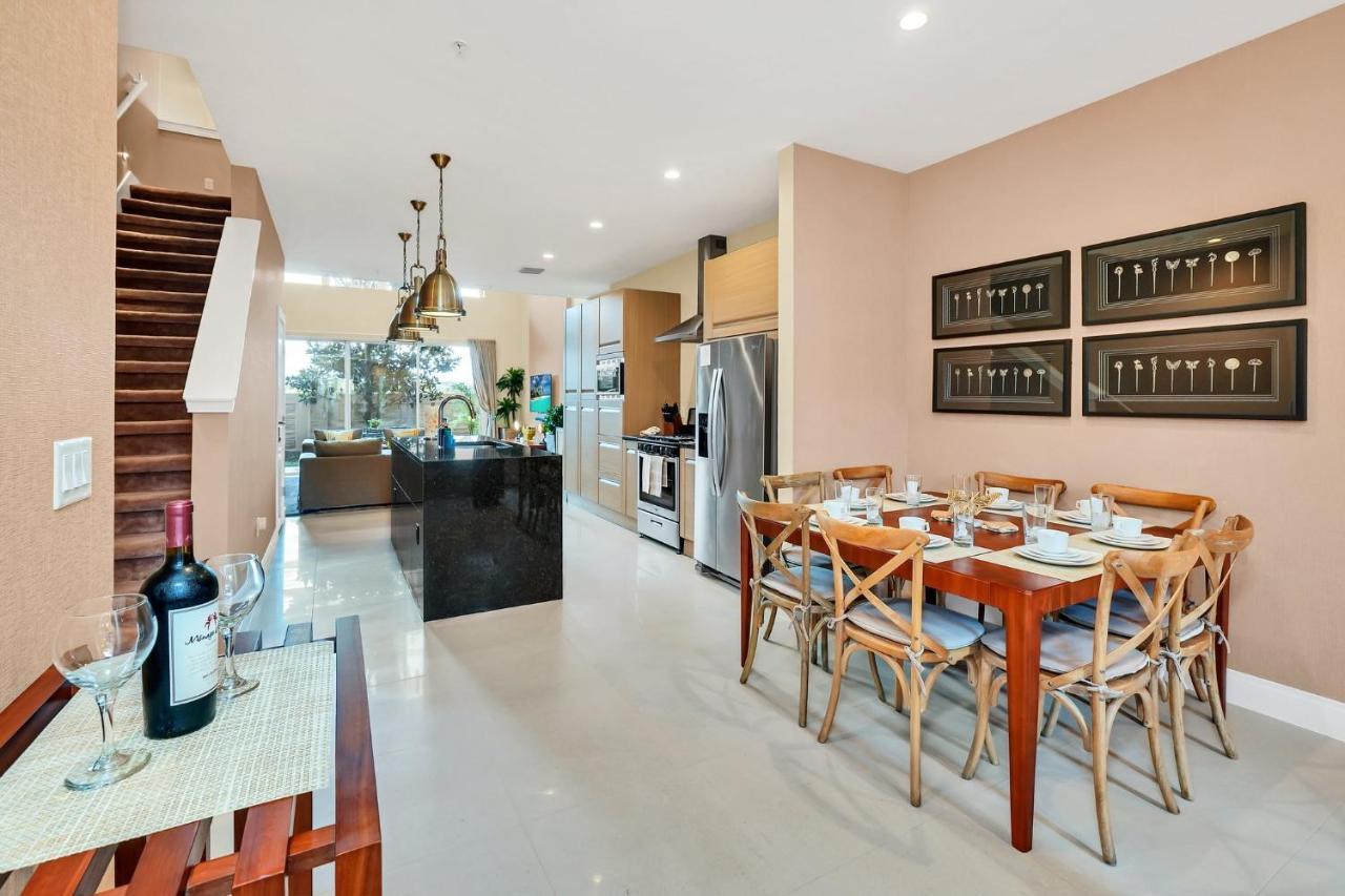 Luxury Villa Less Than A Mile From Disneyworld -Bonus Elevator- Orlando Buitenkant foto
